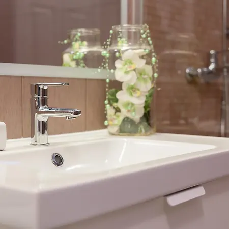 Volicija Vila Makarska